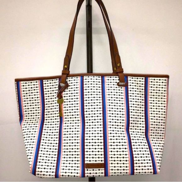 Fossil Handbags - ⭐️ SOLD ⭐️ NWT Fossil Rachel Tote